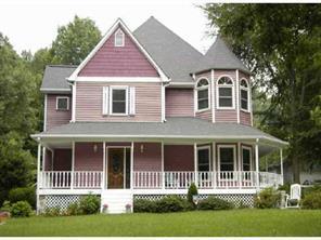 2924 Sebring Cir., Charlotte, NC 28215