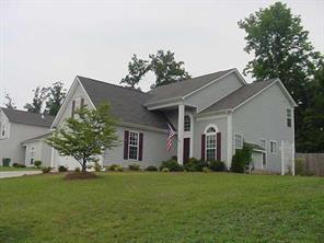 140 Walnut Ave., Mount Holly, NC 28120