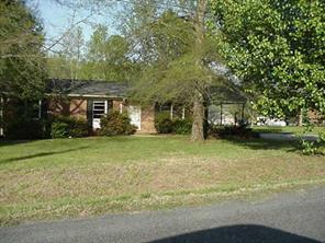 44472 Dogwood Ln., New London, NC 28127