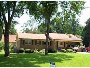 316 E Woodside Dr., Harrisburg, NC 28075