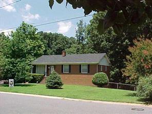 4512 Westridge Dr., Charlotte, NC 28208