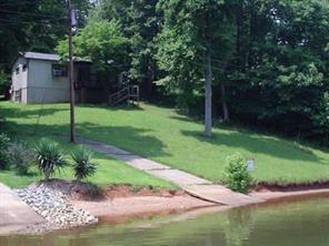 7064 Hidden Harbor Ln., Sherrills Ford, NC 28673