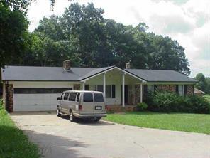 3339 Hoffman Acres St., Lincolnton, NC 28092