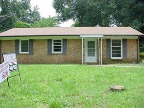 922 Capps Hill Mine Rd., Charlotte, NC 28216