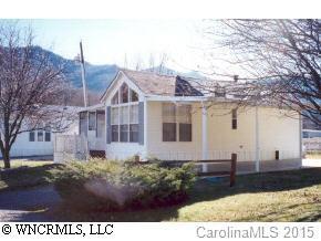 106 Crabapple Lane, Maggie Valley, NC 28751