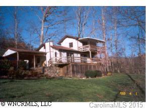 300 Junaluska Oaks Dr., Waynesville, NC 28786