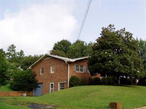 311 Tanglewood Dr., Kannapolis, NC 28081