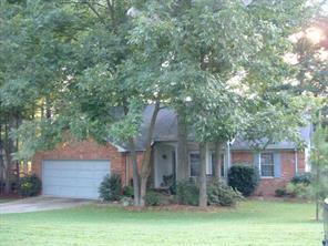 8130 Ashwood Dr., Charlotte, NC 28215