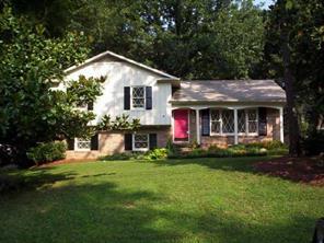 6720 Brookmeade Dr., Charlotte, NC 28226