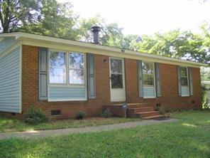 6330 Branch Hill Cir., Charlotte, NC 28213