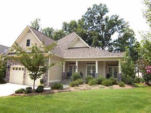 19651 Wooden Tee Dr., Davidson, NC 28036