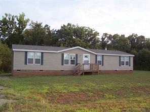 125 Laramie Dr., Troutman, NC 28166