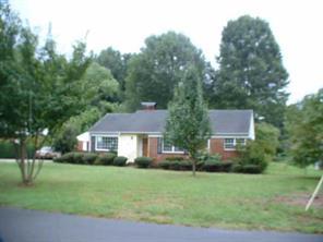 3920 Belcross Dr., Charlotte, NC 28205