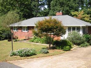 216 Dogwood Ln., Belmont, NC 28012