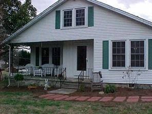 403 Davis Park Rd., Gastonia, NC 28052