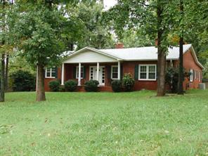 777 Pinewood Cir., Mooresville, NC 28115