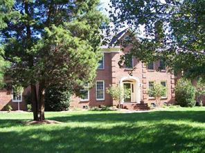 3001 Foxridge Rd., Charlotte, NC 28226