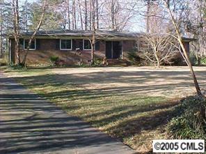 7929 Denbur Dr., Charlotte, NC 28215