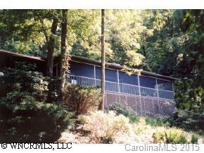 404 Old Country Rd, Waynesville, NC 28786