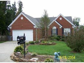 913 Woodglen Rd., Kannapolis, NC 28081