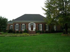 3022 Foxridge Rd., Charlotte, NC 28226