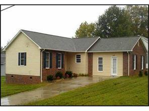 416 NW 30th Ave., Hickory, NC 28601