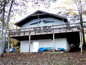 235 Windwood Ln., Troutman, NC 28166