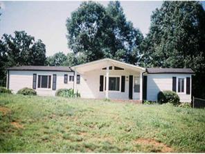 4984 Wrenn Dr., Denver, NC 28037