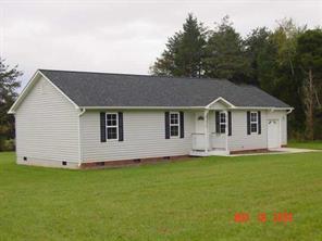 112 Ginko Woods Ct., Statesville, NC 28625