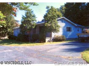 298 East St., Waynesville, NC 28786