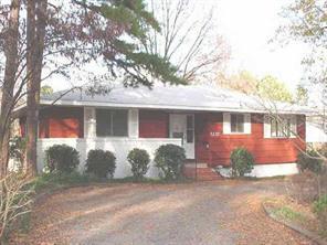 5237 Murrayhill Rd., Charlotte, NC 28210