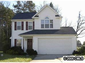 6904 Silver Garden Ln., Charlotte, NC 28216