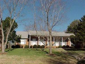 7744 Bedfordshire Dr., Charlotte, NC 28226