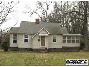 1001 Tennyson Dr., Charlotte, NC 28208