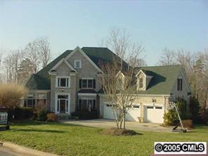 2843 Mt Isle Harbor Dr., Charlotte, NC 28214