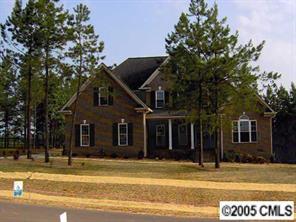 130 Honeysuckle Creek Loop, Mooresville, NC 28117