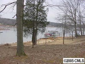 7898 Bankhead Rd., Denver, NC 28037