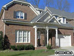 235 Crownsgate Ct., Charlotte, NC 28207