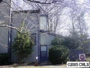 6109 Honeysuckle Ln., Charlotte, NC 28212