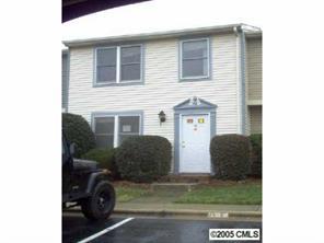 9408 Lexington Cir. #E, Charlotte, NC 28213