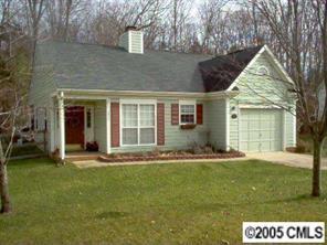 2807 Chalgrove Ln., Charlotte, NC 28216