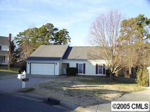 9632 Kayce Ln., Charlotte, NC 28213