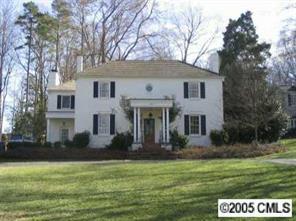 2027 Pinewood Cir., Charlotte, NC 28211