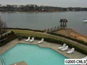 1217 Torrence Cir. #18, Davidson, NC 28036