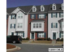 9835 Treeside Ln., Charlotte, NC 28105