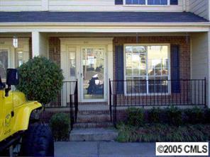 961 Surry Ln., Gastonia, NC 28054