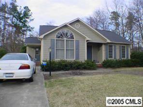 666 Tryon Pl., Gastonia, NC 28054