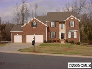 7318 Forrest Rader Dr., Charlotte, NC 28227