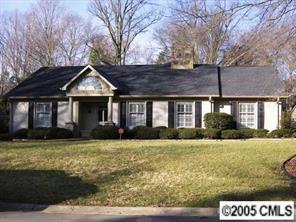 2700 Bucknell Ave., Charlotte, NC 28207