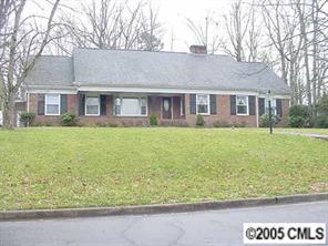 1535 Pineola Ln., Gastonia, NC 28054